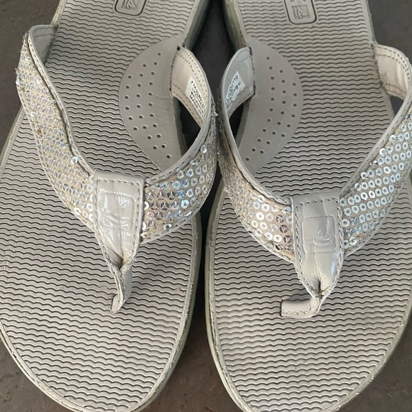 SPERRY flip flop sandals size 7 - Picture 6 of 6